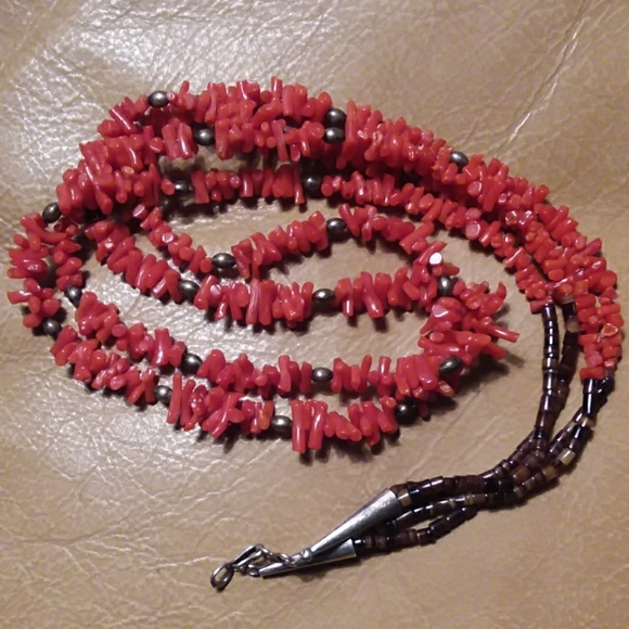 Native American Coral Necklace Vintage - Picture 4 of 4